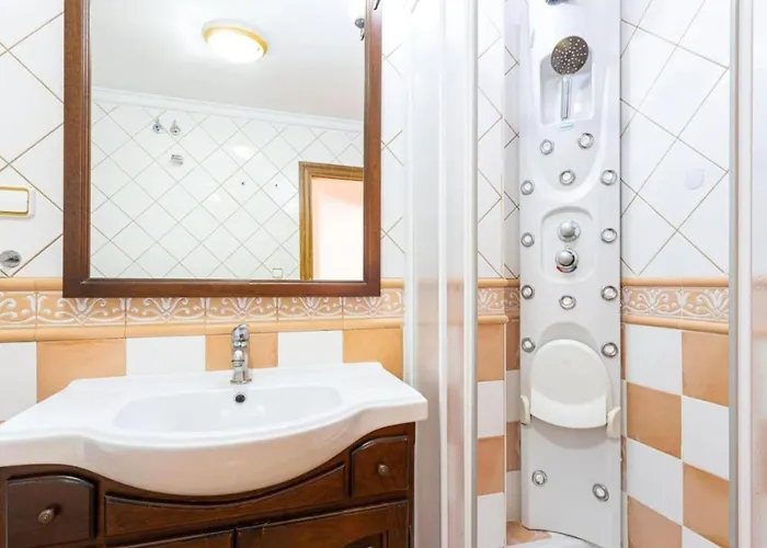 Apartament In Near Sea *