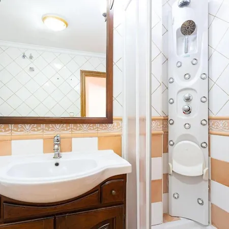 Apartman In Near Sea *